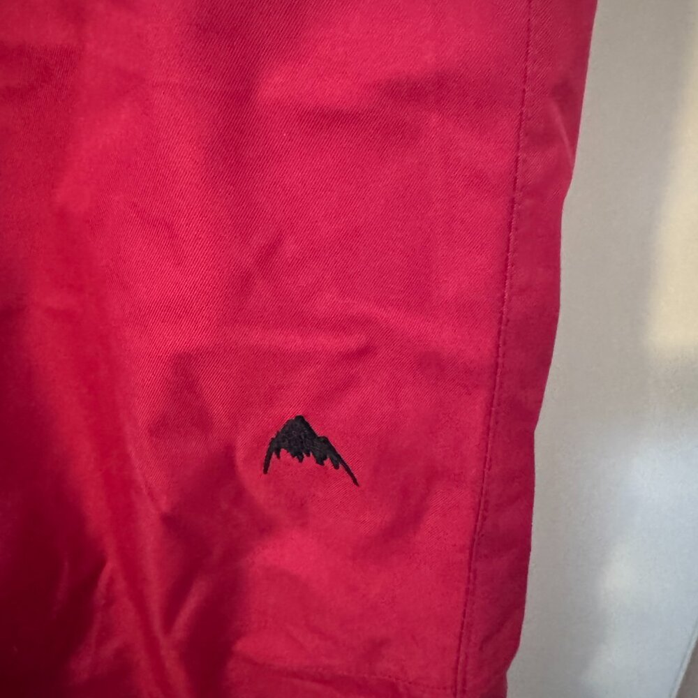 New without tags Burton Women's Snowboard pant, Colour: Fuchsia, Size: Small - Picture 10 of 16